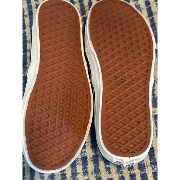 Vans Island Dream Slip on Sneakers - Picture 7 of 7